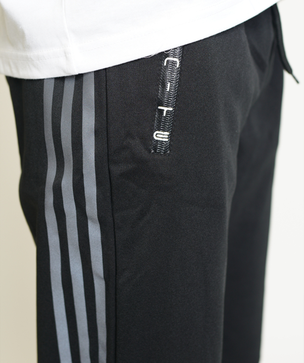 Athletic Clothing Brand, Active Wear, Gym Wear, And Sportswear Apparel